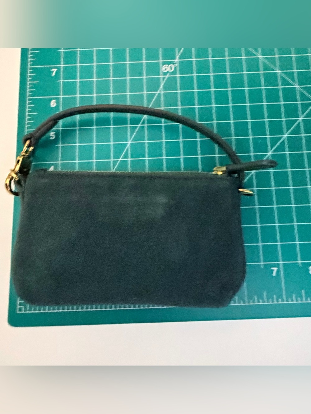 Madewell The Clip-Strap Pouch Green Suede NWT - Picture 10 of 10